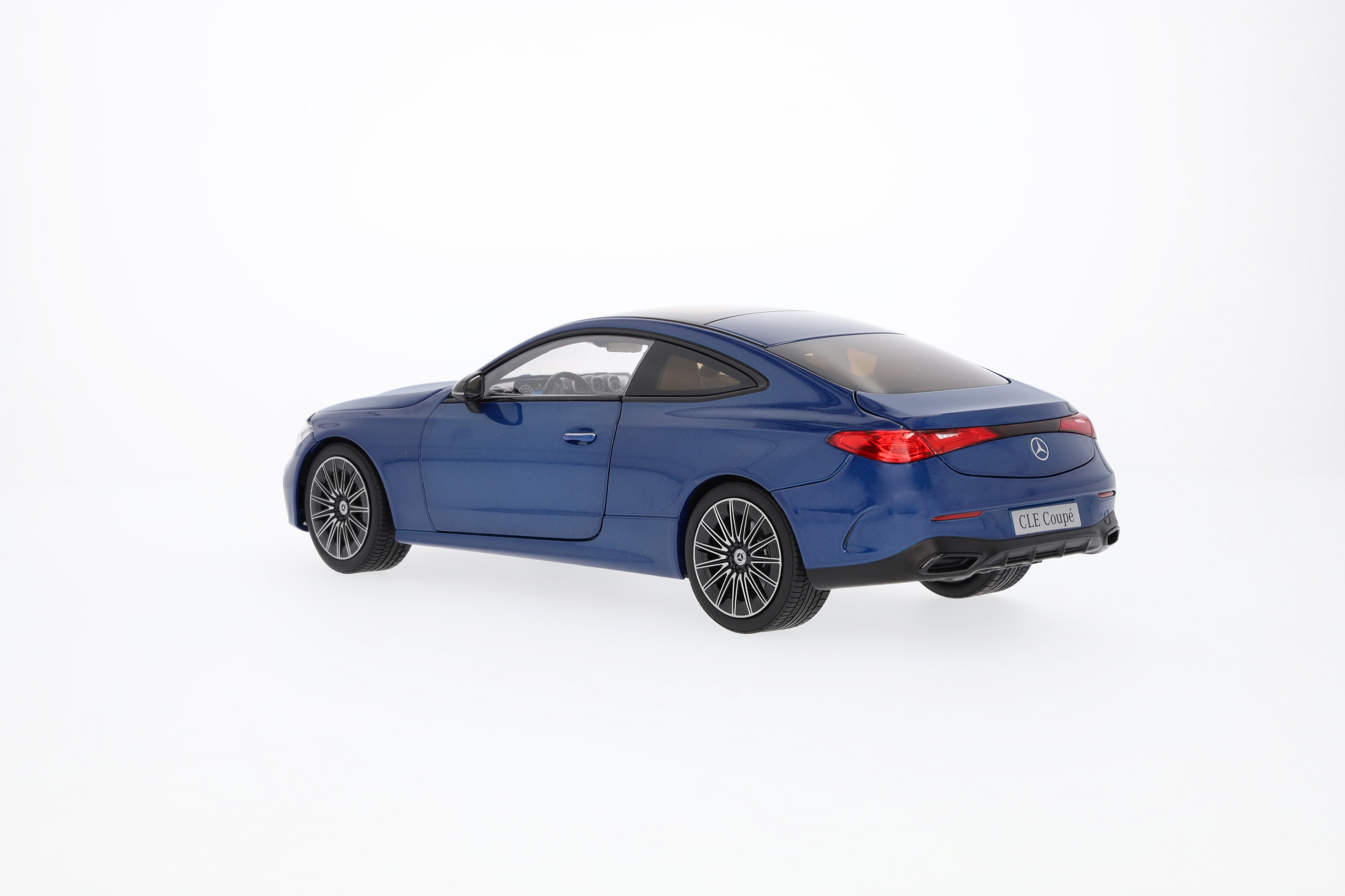 CLE Coupé, AMG Line, C236 - spektralblå, Norev, 1:18