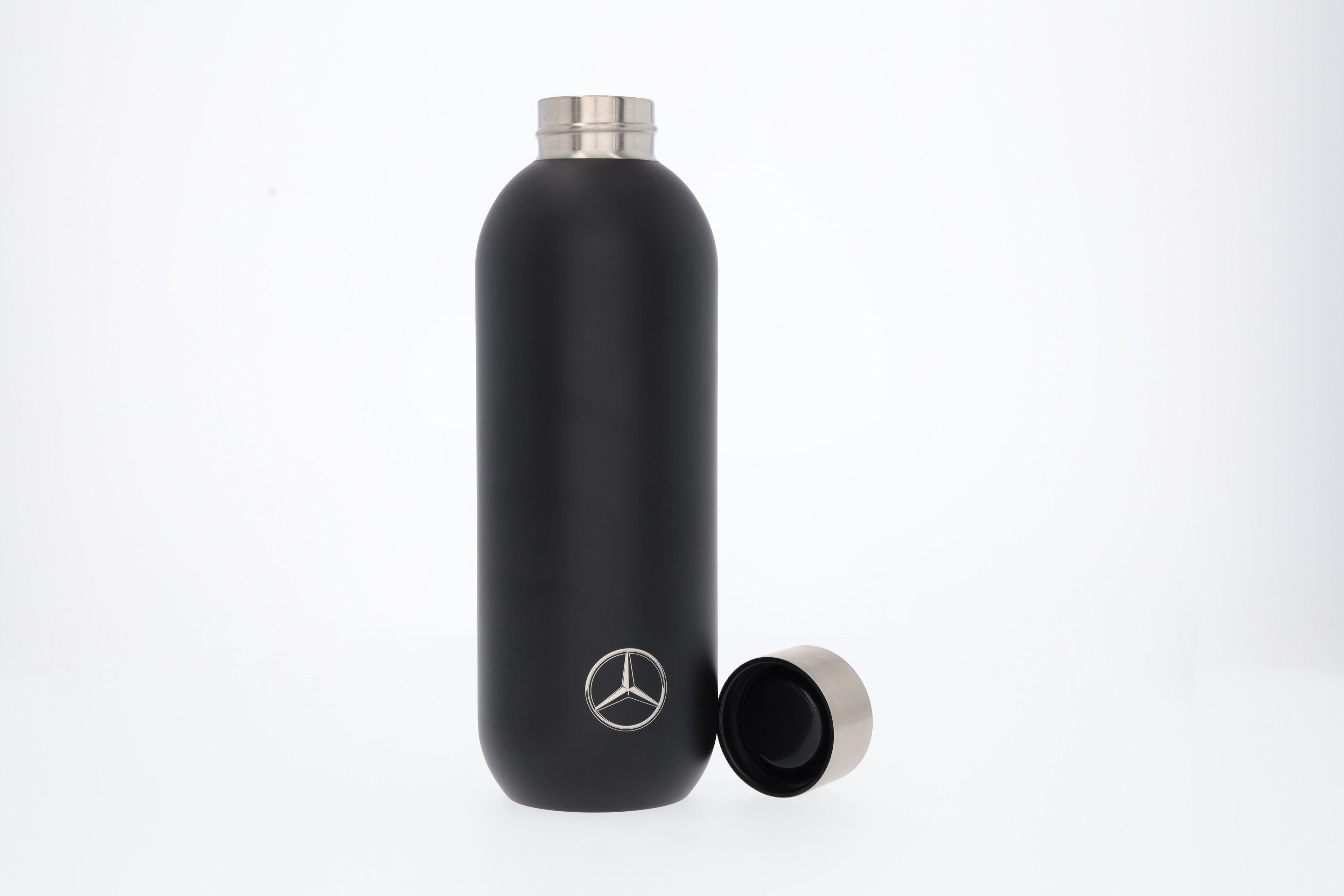 Isolerad dryckesflaska - svart, Rostfritt stål / Polypropylen / Silikon, Stelton, 600 ml