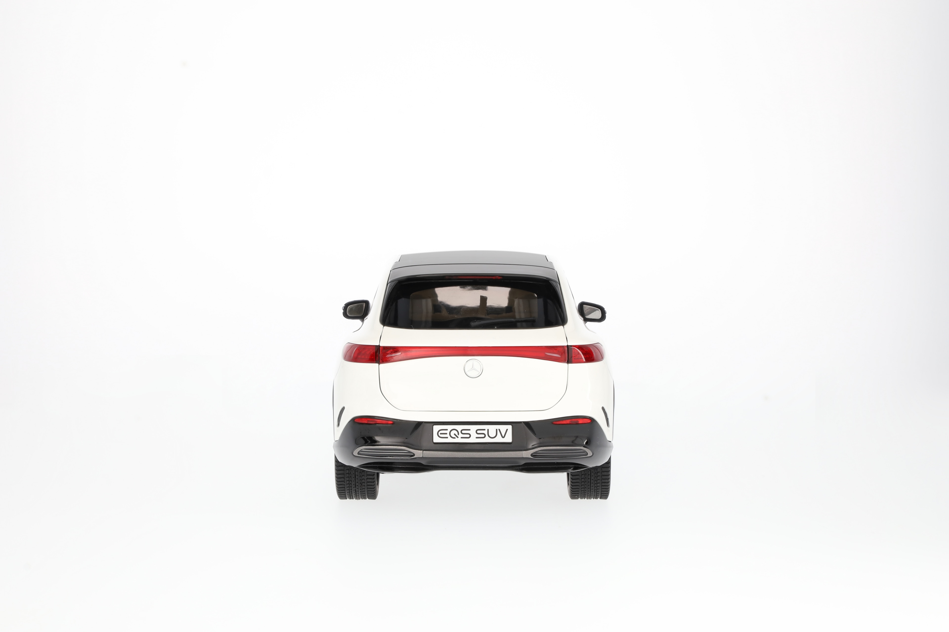 EQS Suv, AMG Line, X296 - G manufaktur diamantvit bright, NZG, 1:18