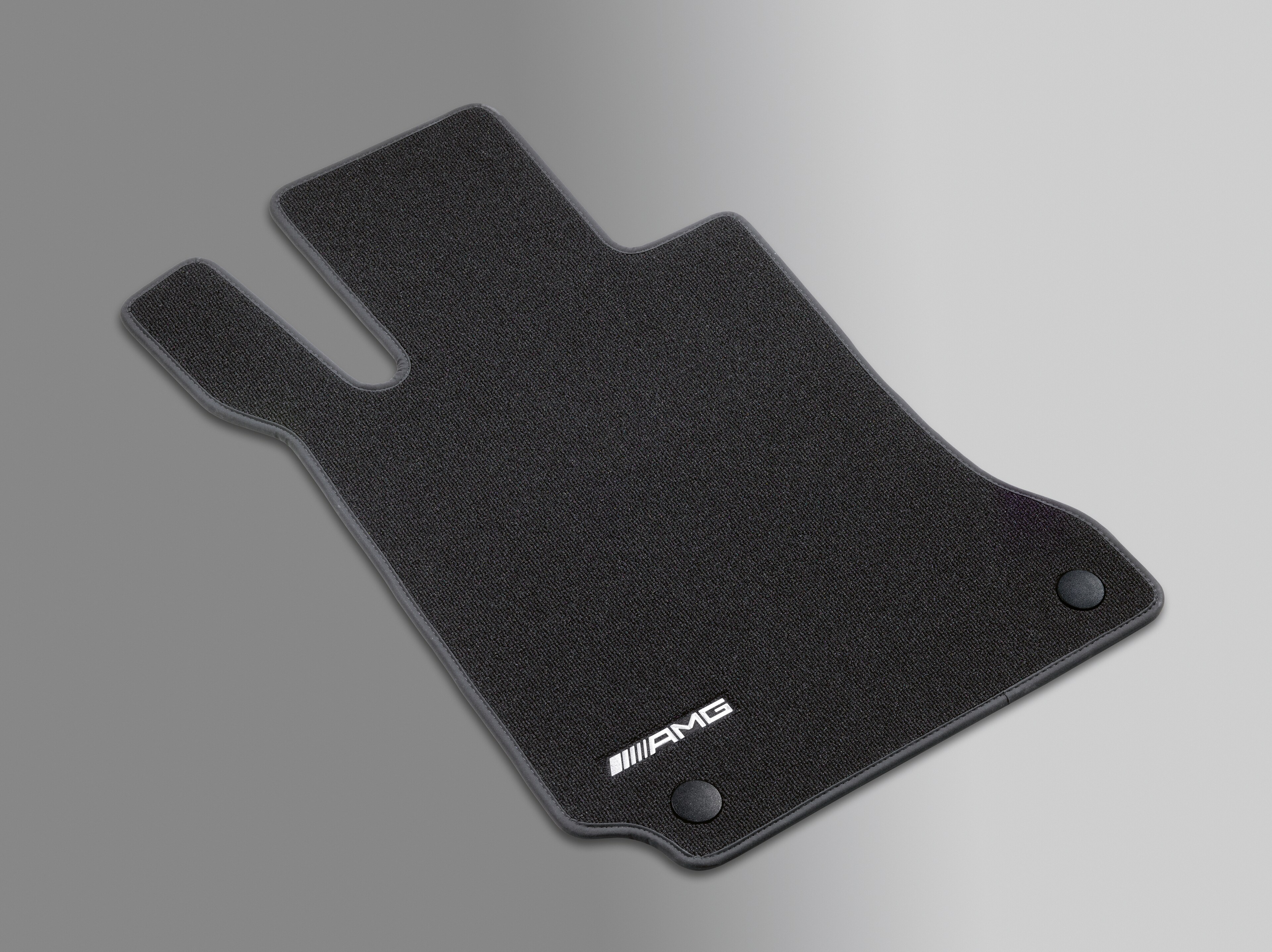 AMG bilmattor, Set, 4-delat, med broderad AMG-logotyp - Vänsterstyrda bilar, svart