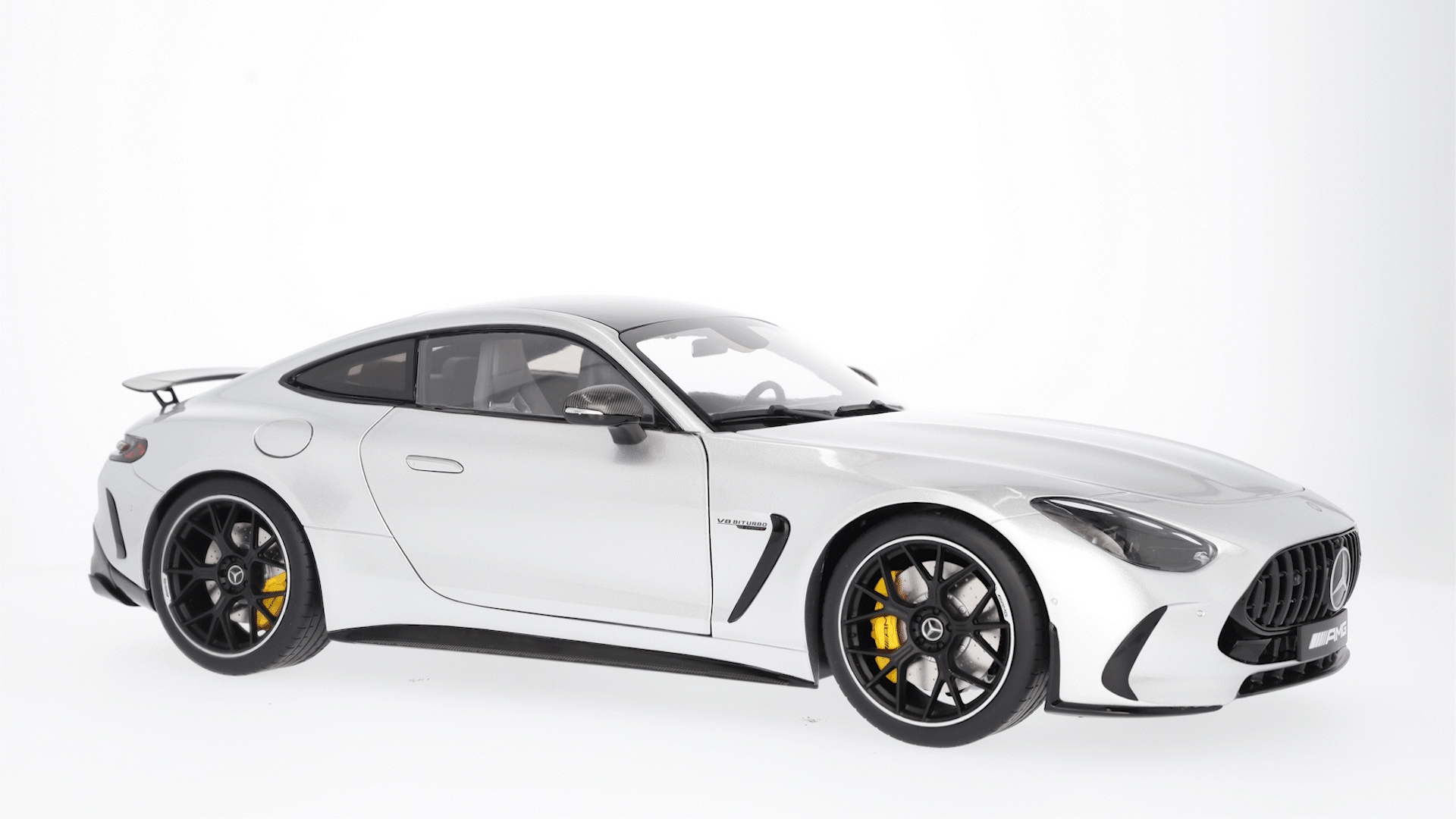 Mercedes-AMG GT 63 S 4MATIC+ - hightechsilver, NZG, 1:12