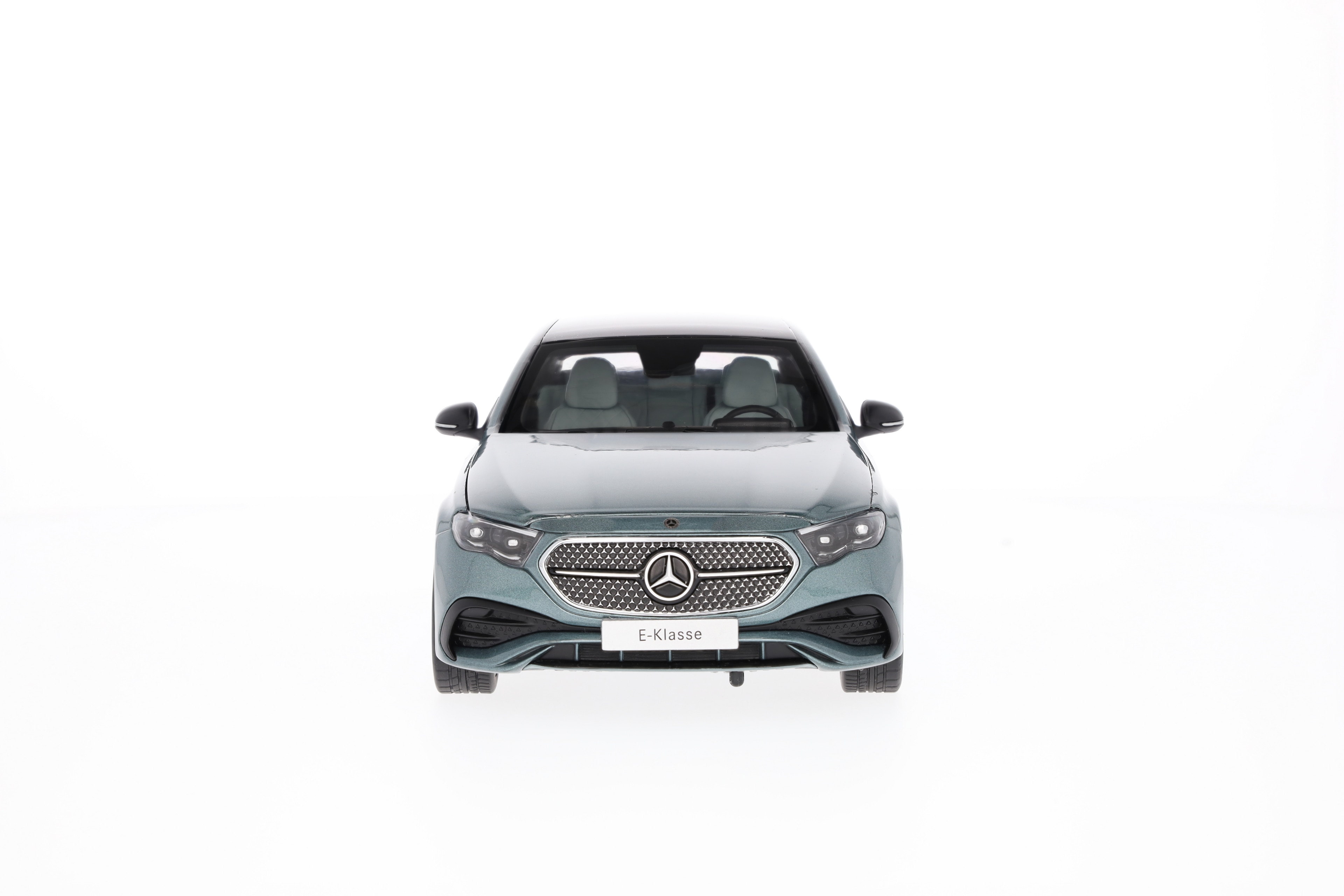E-Klass, Sedan, AMG Line, W214 - grönsilver, iScale, 1:18
