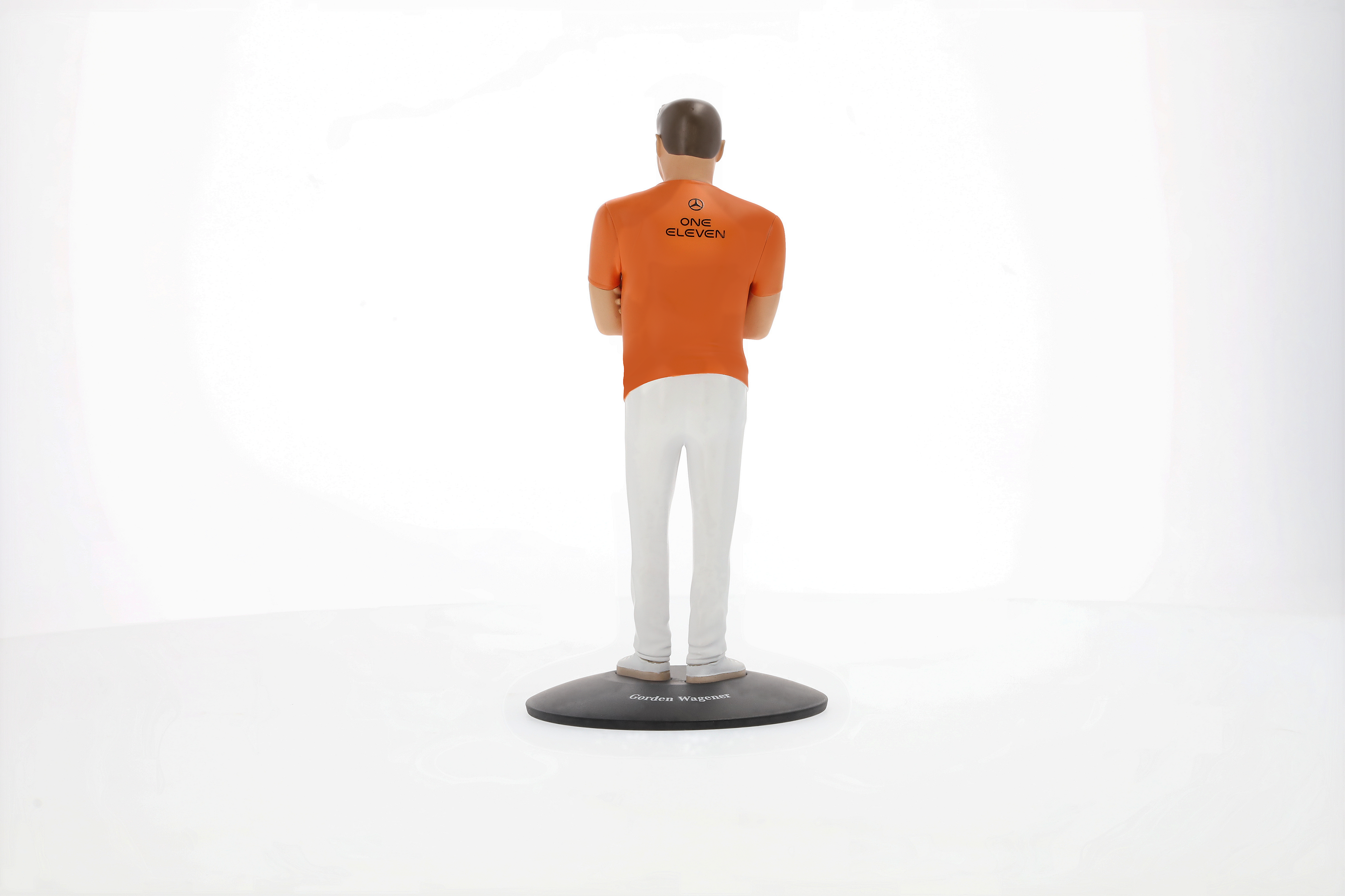 Vision One-Eleven Set med figur, Visningsbil - orange, NZG, 1:18