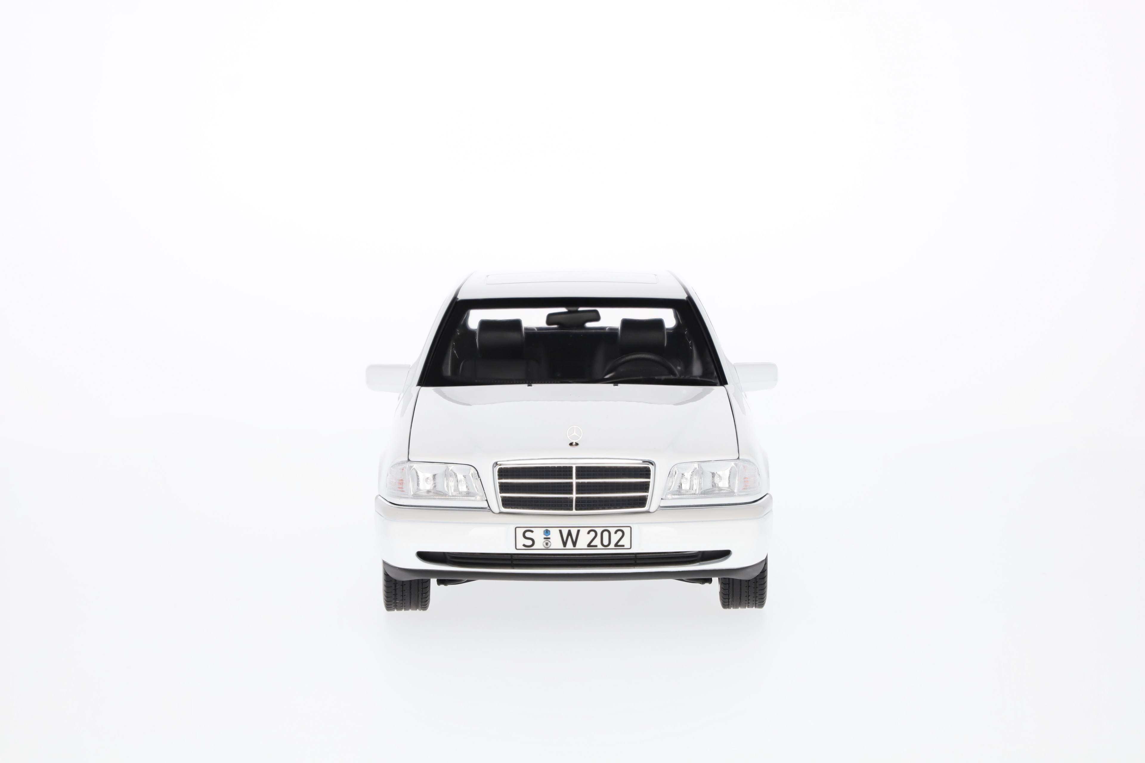 C 200 Sedan W 202 (1993–1996) - polarvit, Norev, 1:18