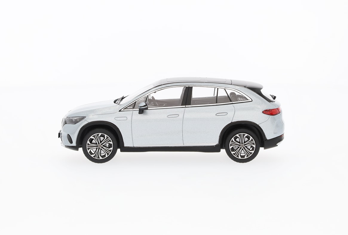 EQE Suv, Electric Art Line, X294 - hightechsilver, Minimax, 1:43