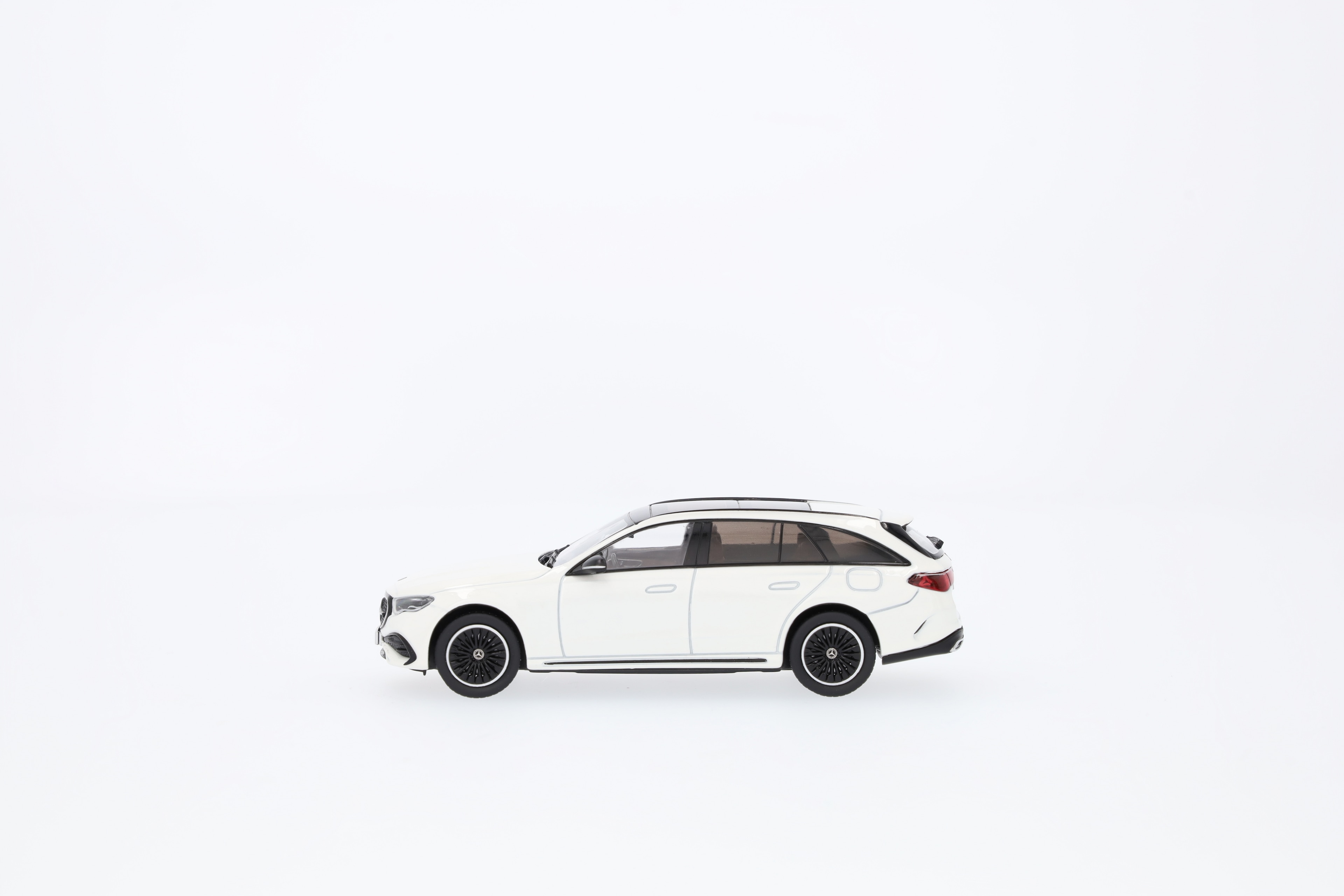 E-Klass, Kombi, AMG Line, S214 - G manufaktur opalitvit bright, iScale, 1:43
