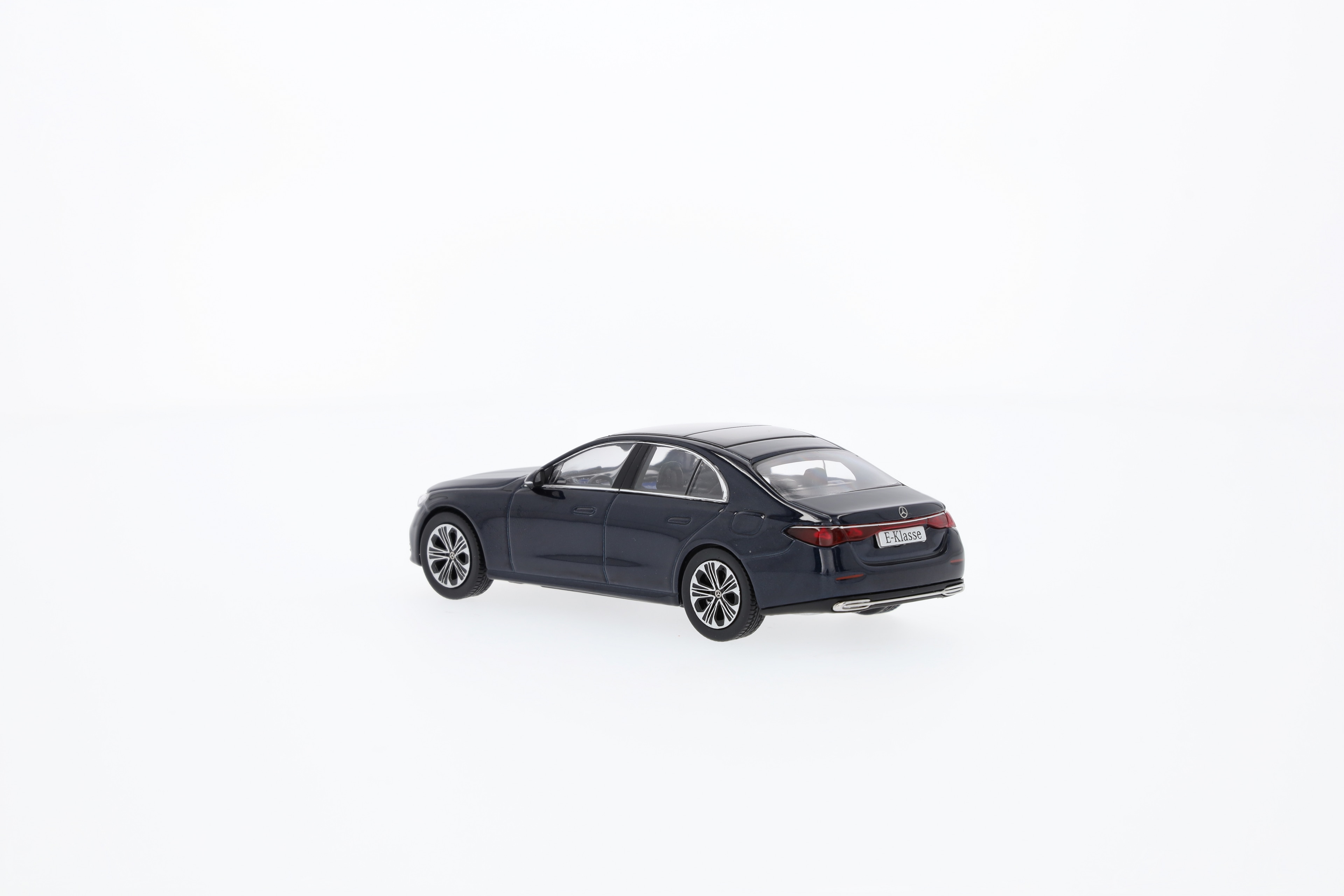 E-Klass, Sedan, AVANTGARDE, W214 - nautikblå, iScale, 1:43