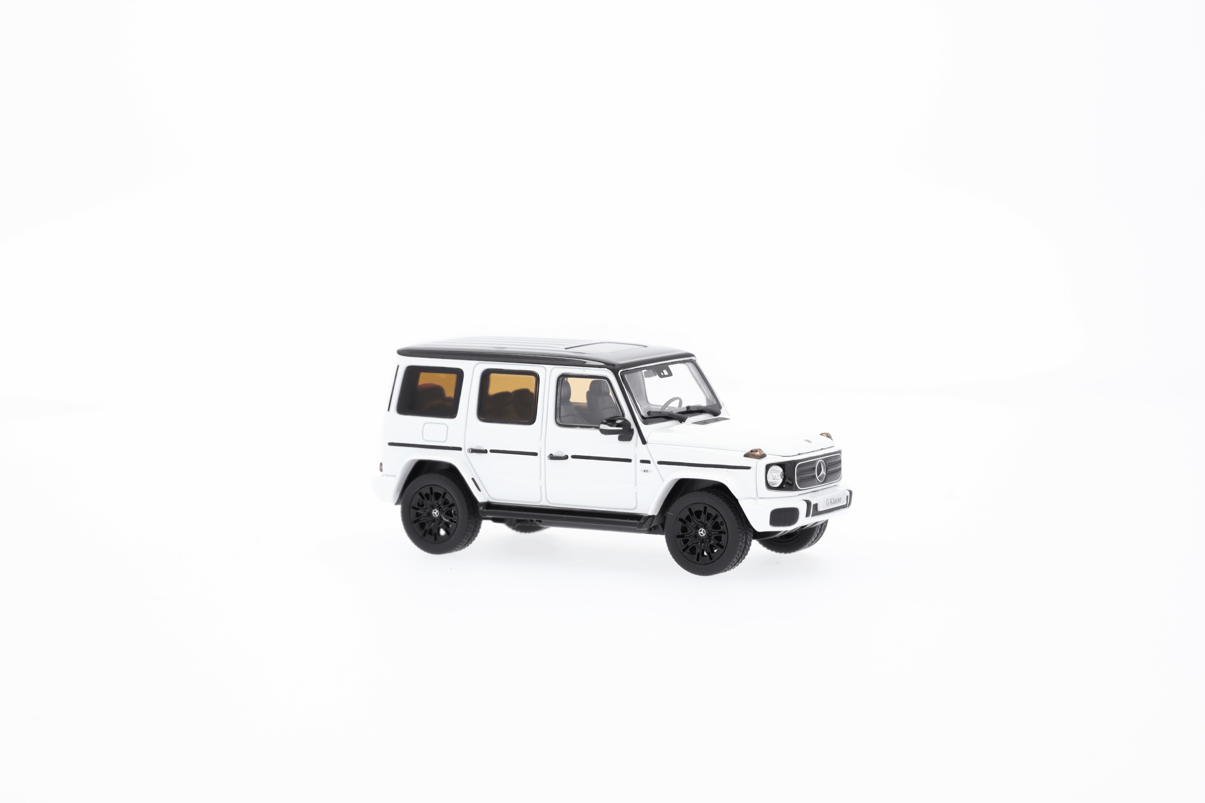 G 580 med EQ-teknik, Terrängbil, AMG Line, N465 - MANUFAKTUR opalitvit bright, Norev, 1:43