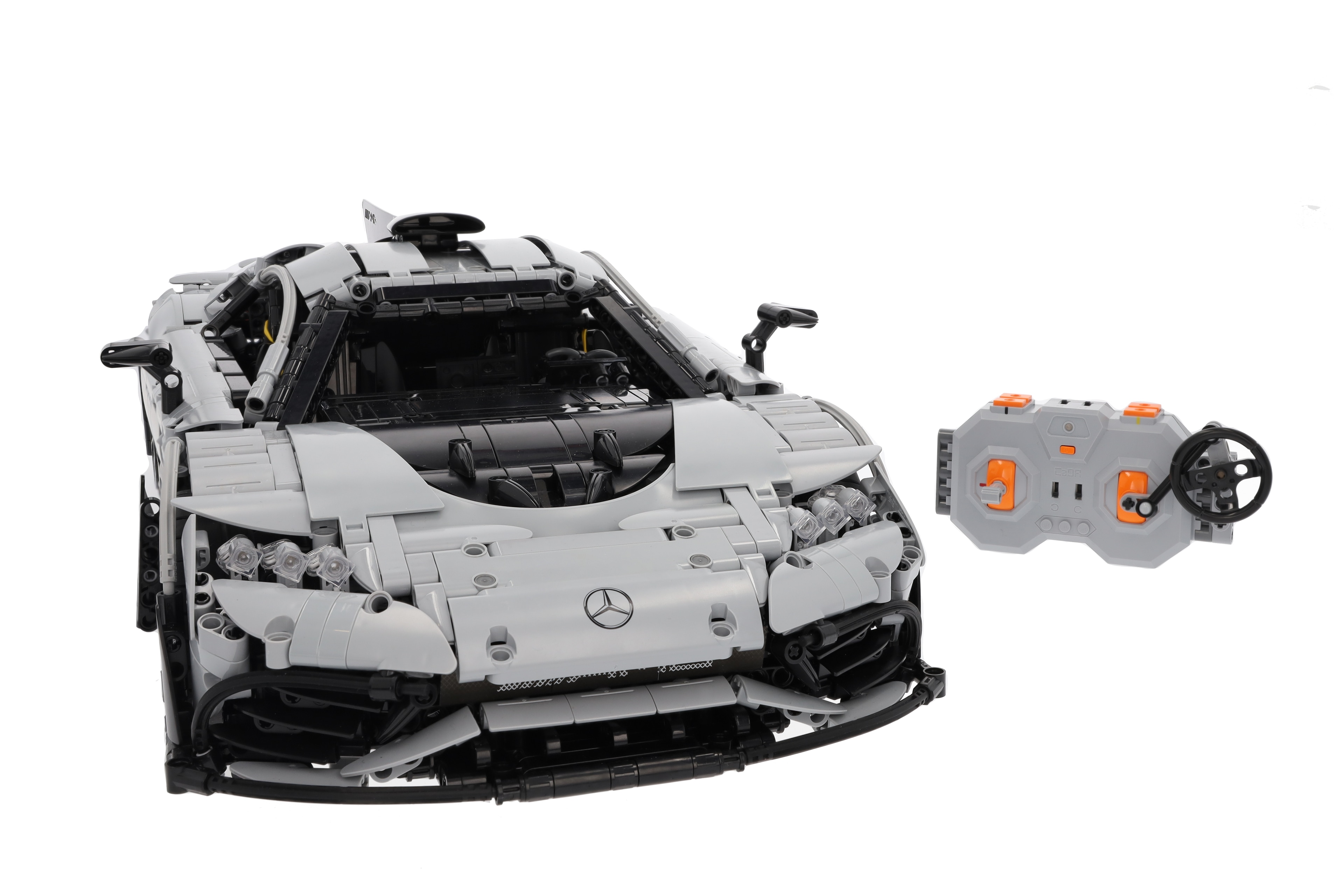 Mercedes-AMG ONE, Klämkomponent R/C-modell, C298 - vit, CaDa, 1:8