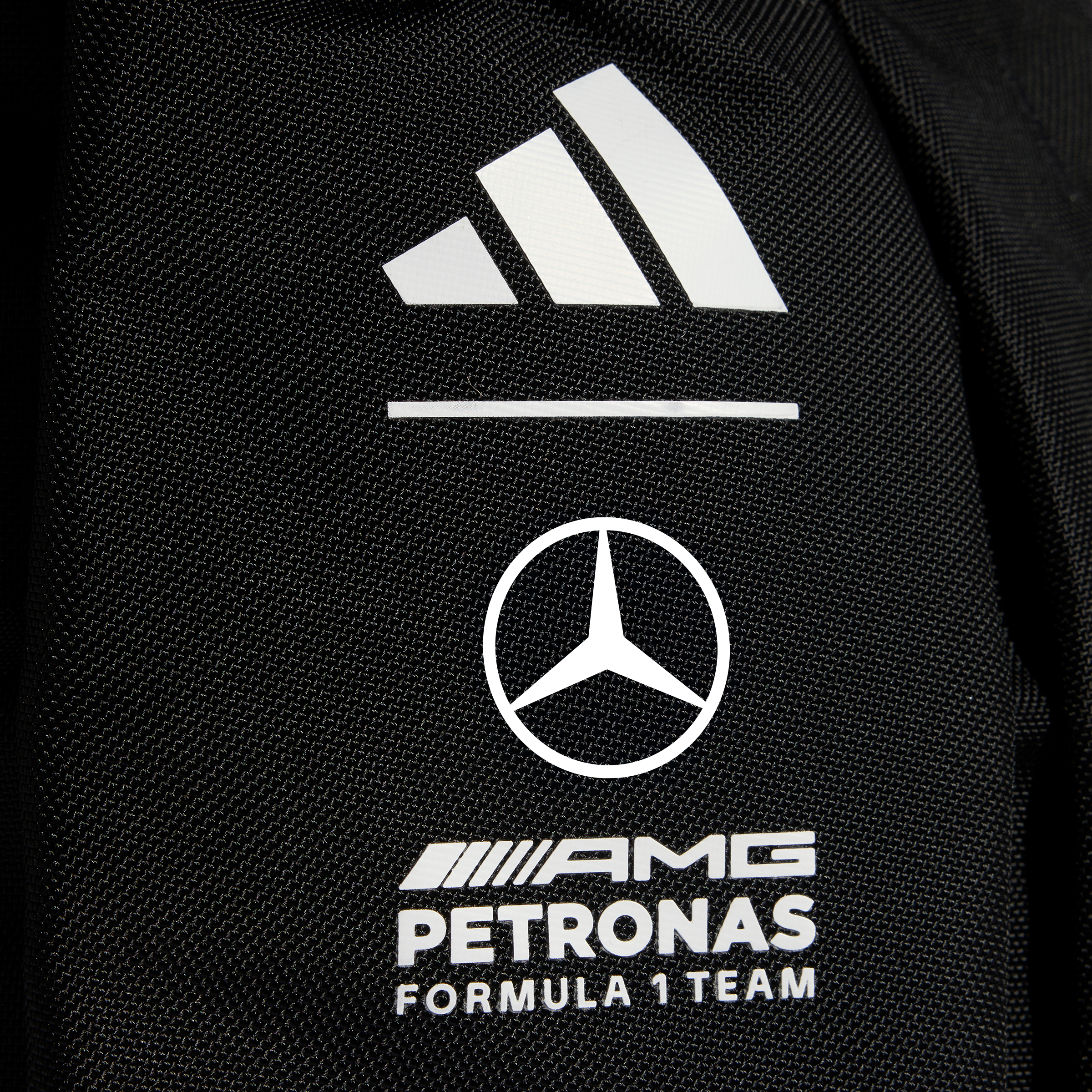 Ryggsäck, Mercedes-AMG F1 - svart, Polyamid (återvunnen), adidas