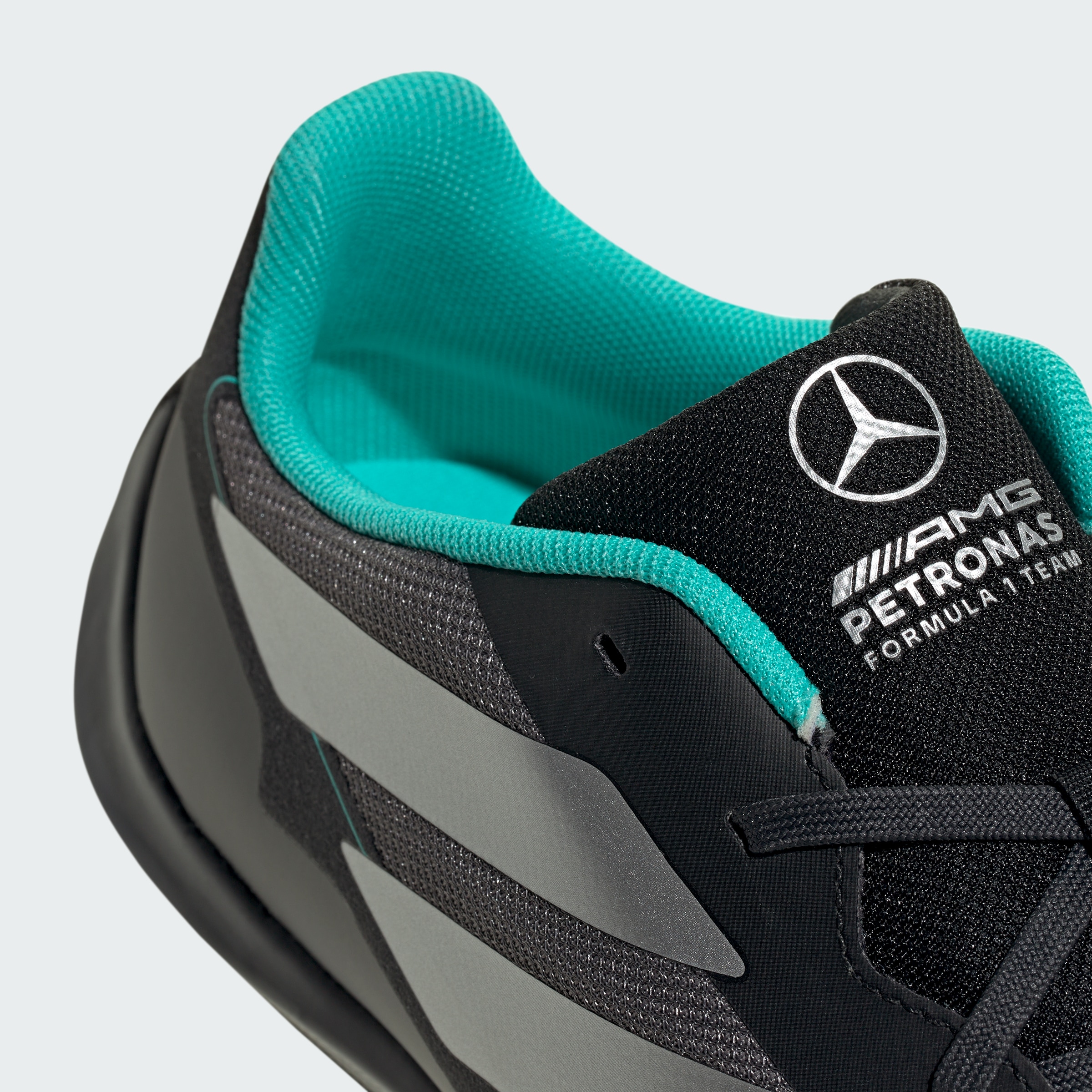 Sneakers, Feroza Base, Mercedes-AMG F1 - svart / silverfärg, 8, adidas