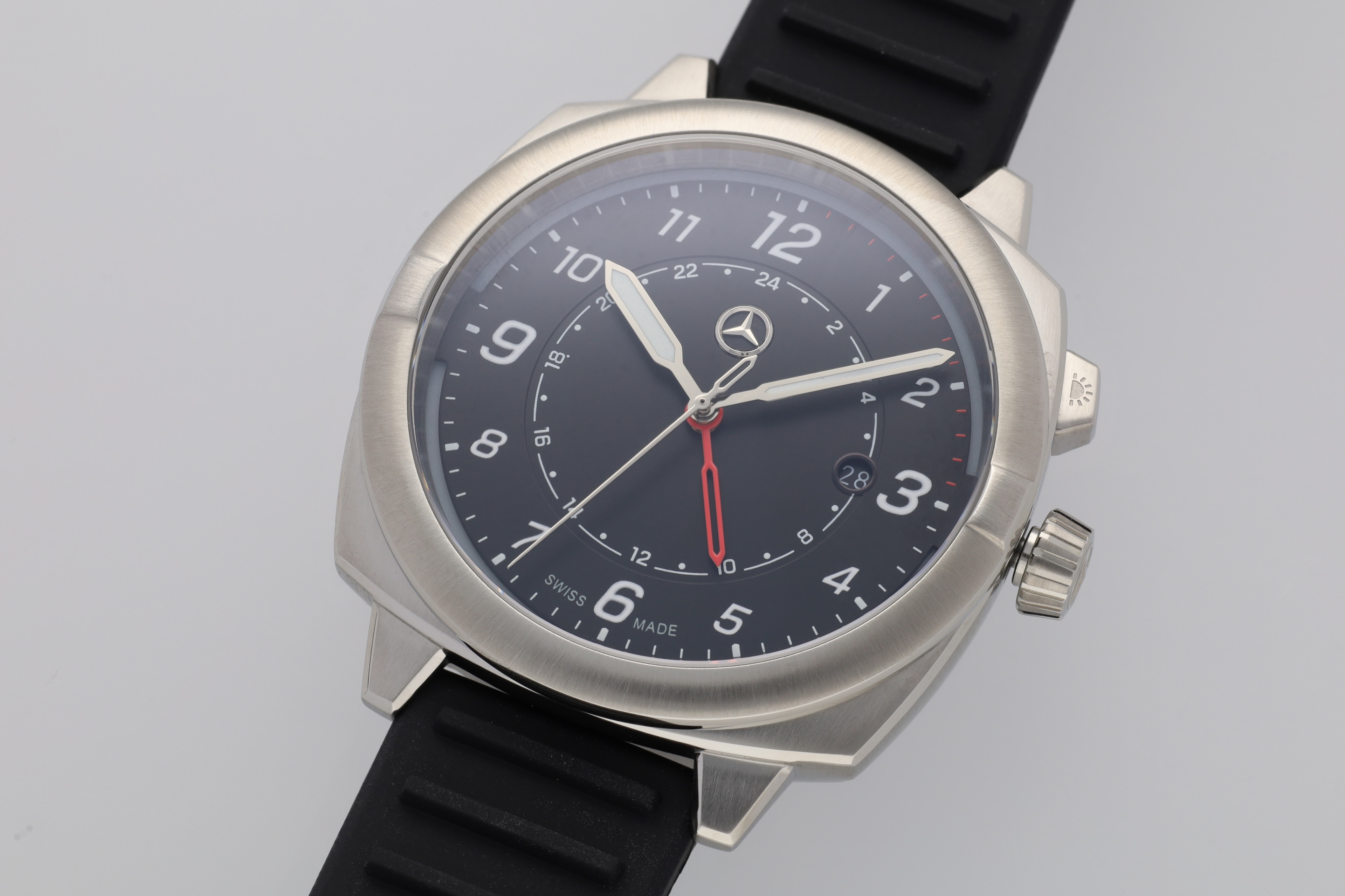 Armbandsur herr, Mercedes-Benz, G-Klass - svart / silverfärg / röd, Rostfritt stål / Silikon