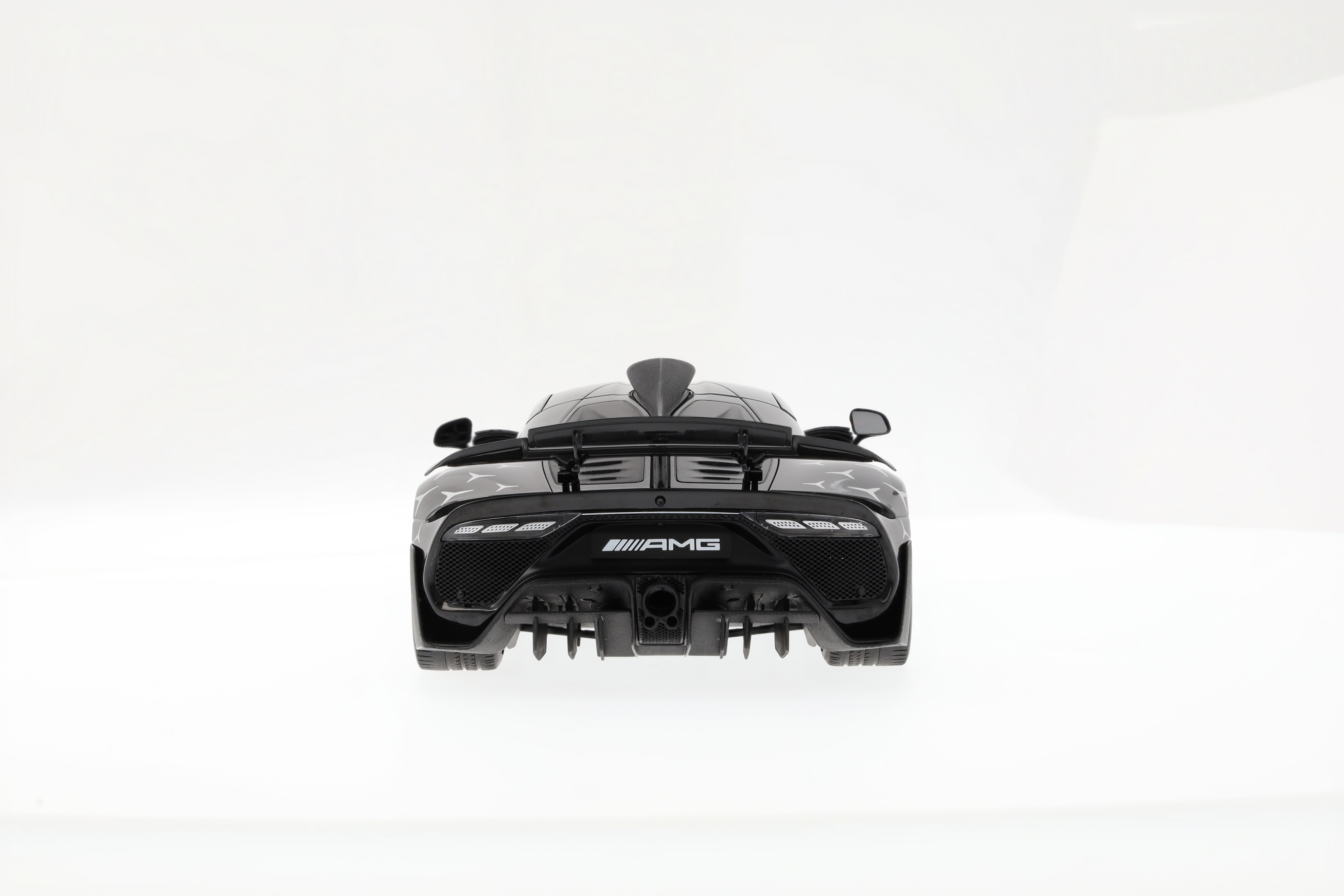 Mercedes-AMG ONE, C298 - obsidiansvart, NZG, 1:18