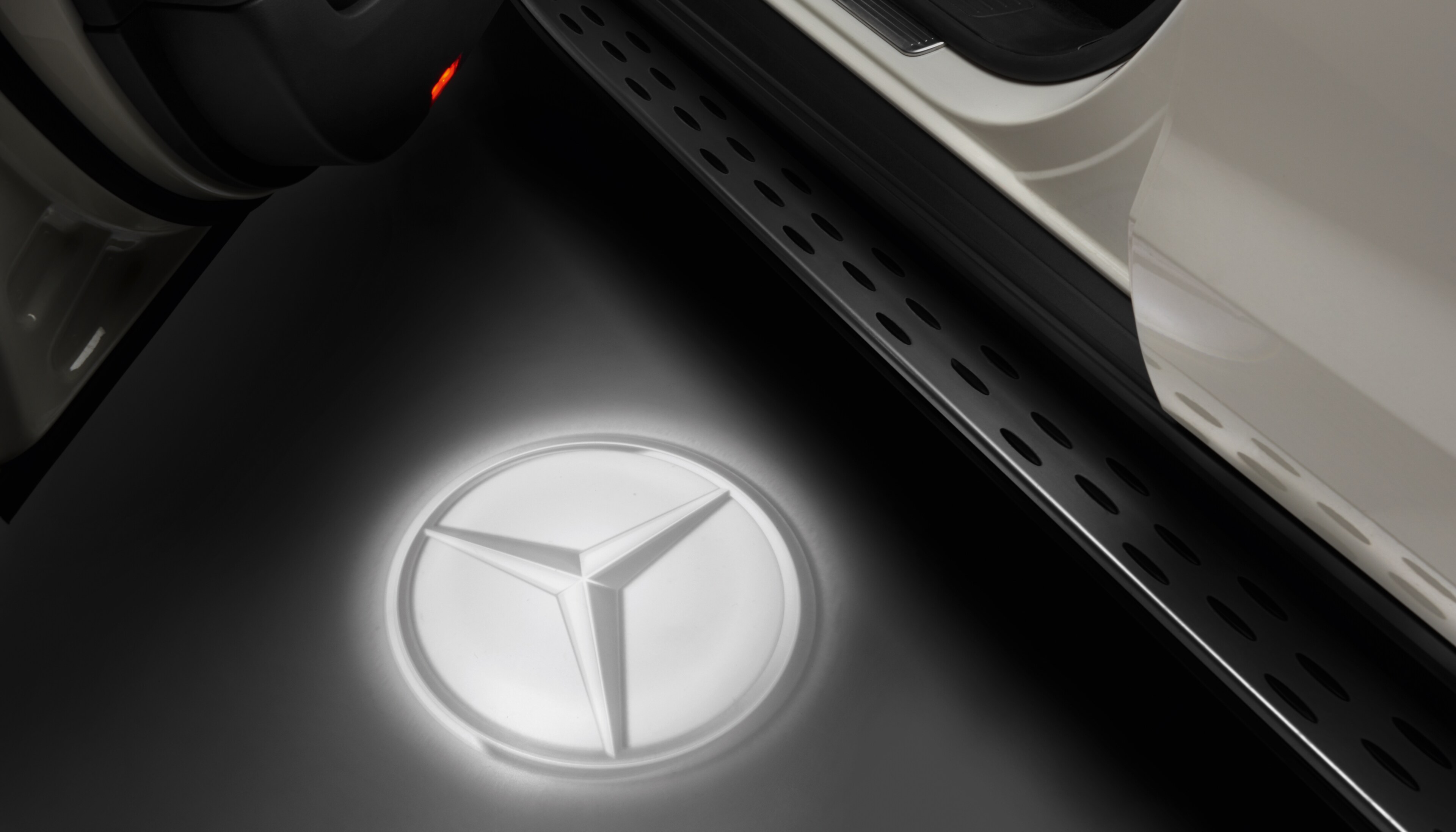 LED-logoprojektor, Mercedes-stjärna - 1 set