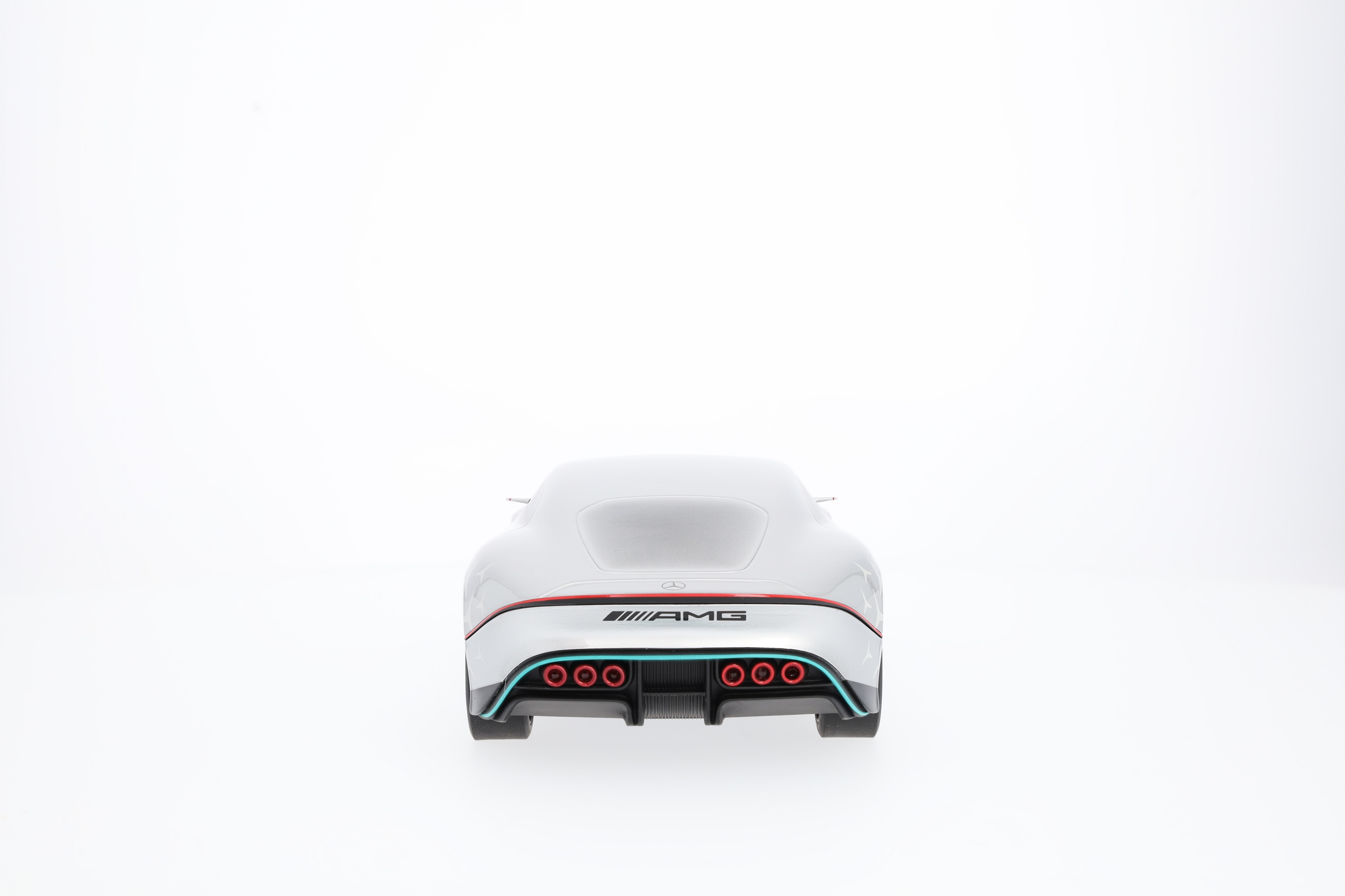 Vision AMG, Visningsbil - silver alubeam, NZG, 1:18
