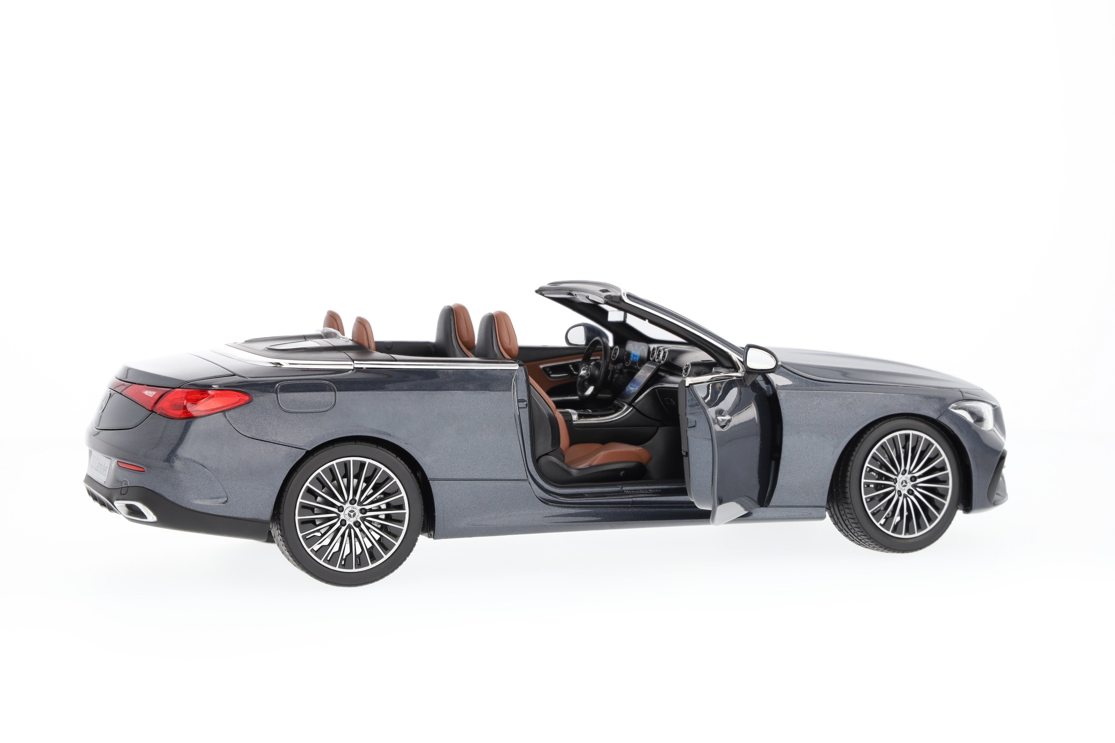 CLE Cabriolet, AMG Line, A236 - grafitgrå, Norev, 1:18