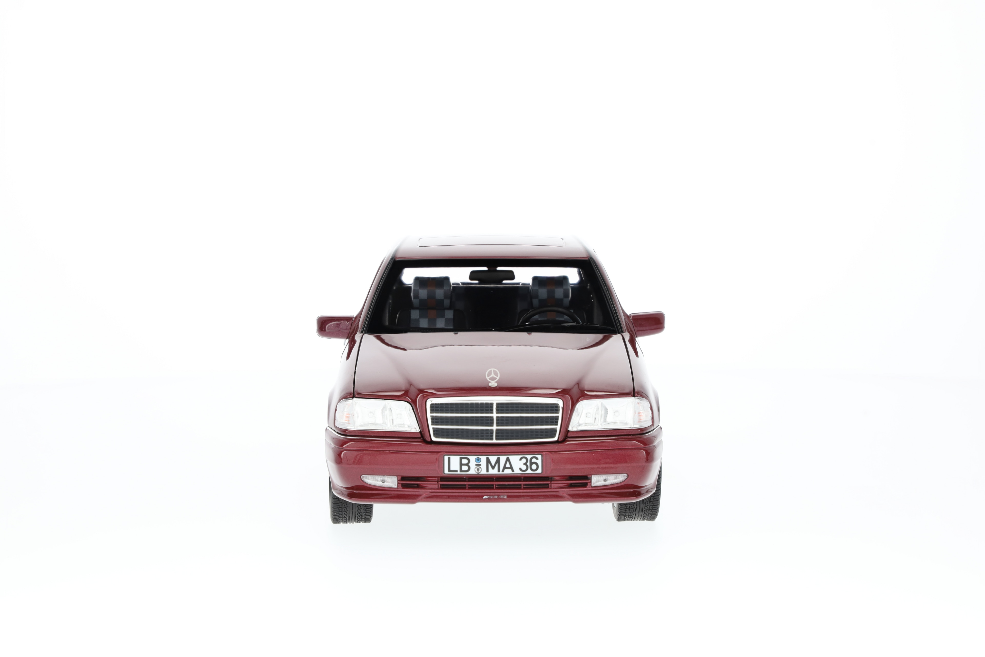 C 36 AMG Sedan W 202 (1993–1997) - almandinröd, Norev, 1:18