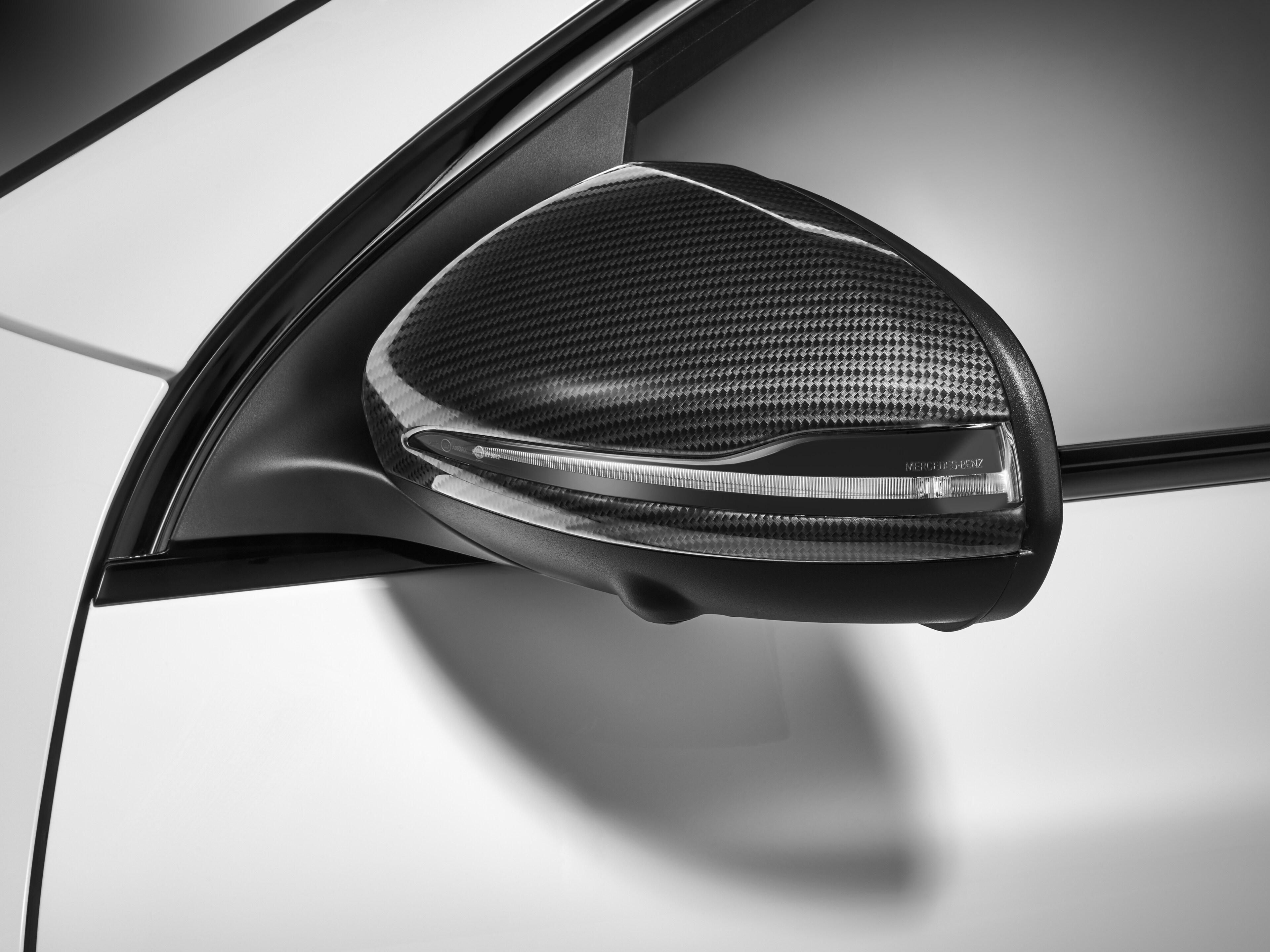 Ytterbackspegel-cover, Carbon-Style - Polykarbonat, Kolfiberoptik