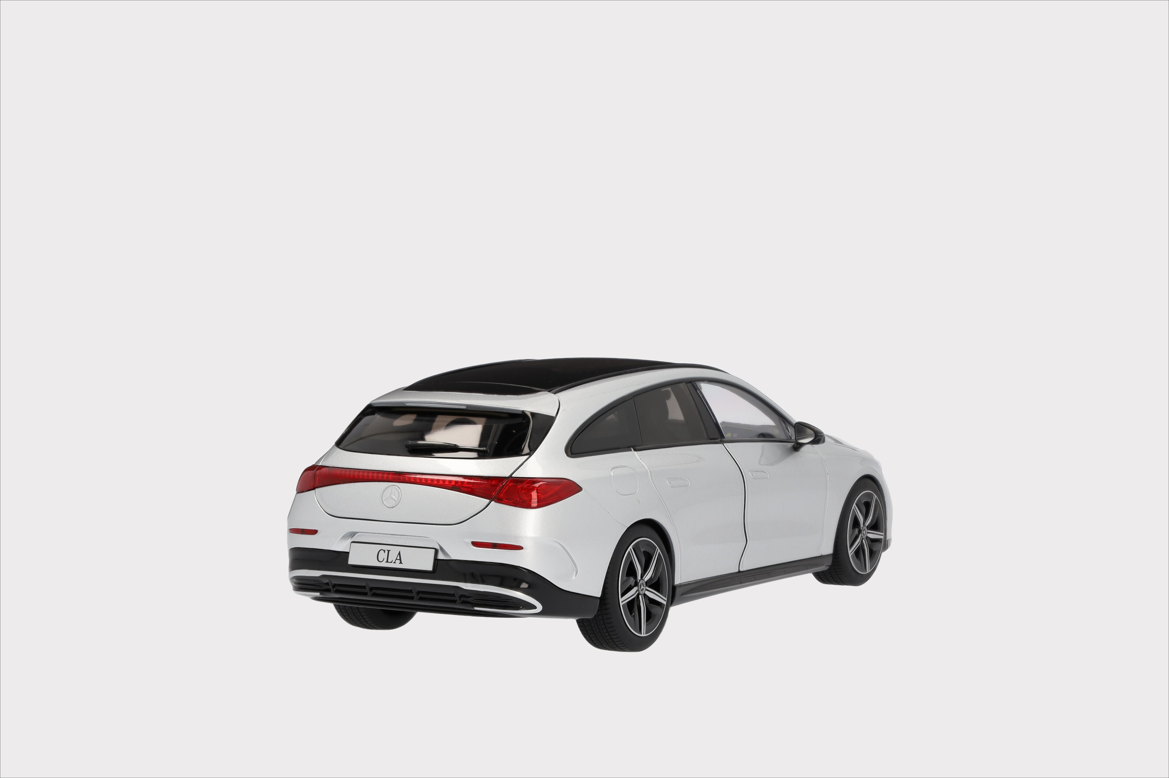CLA, Shooting Brake, X174 - hightechsilver, NZG, 1:18