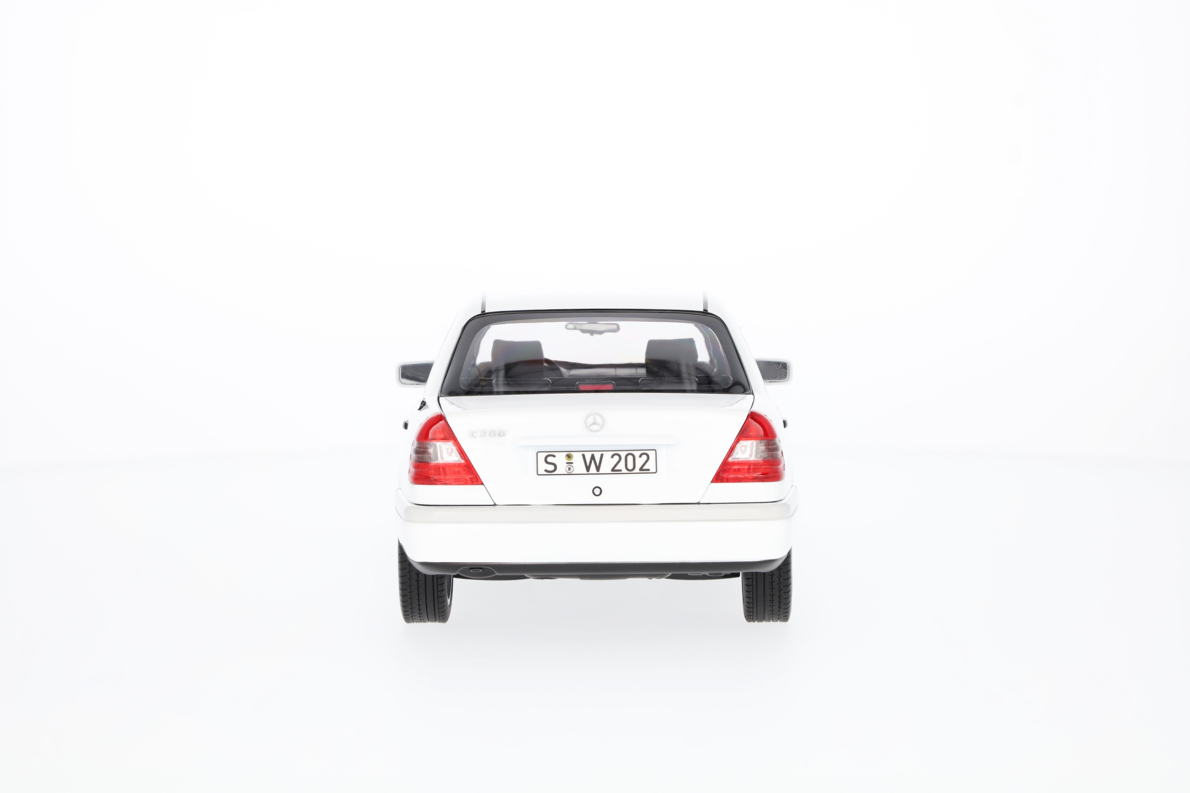 C 200 Sedan W 202 (1993–1996) - polarvit, Norev, 1:18