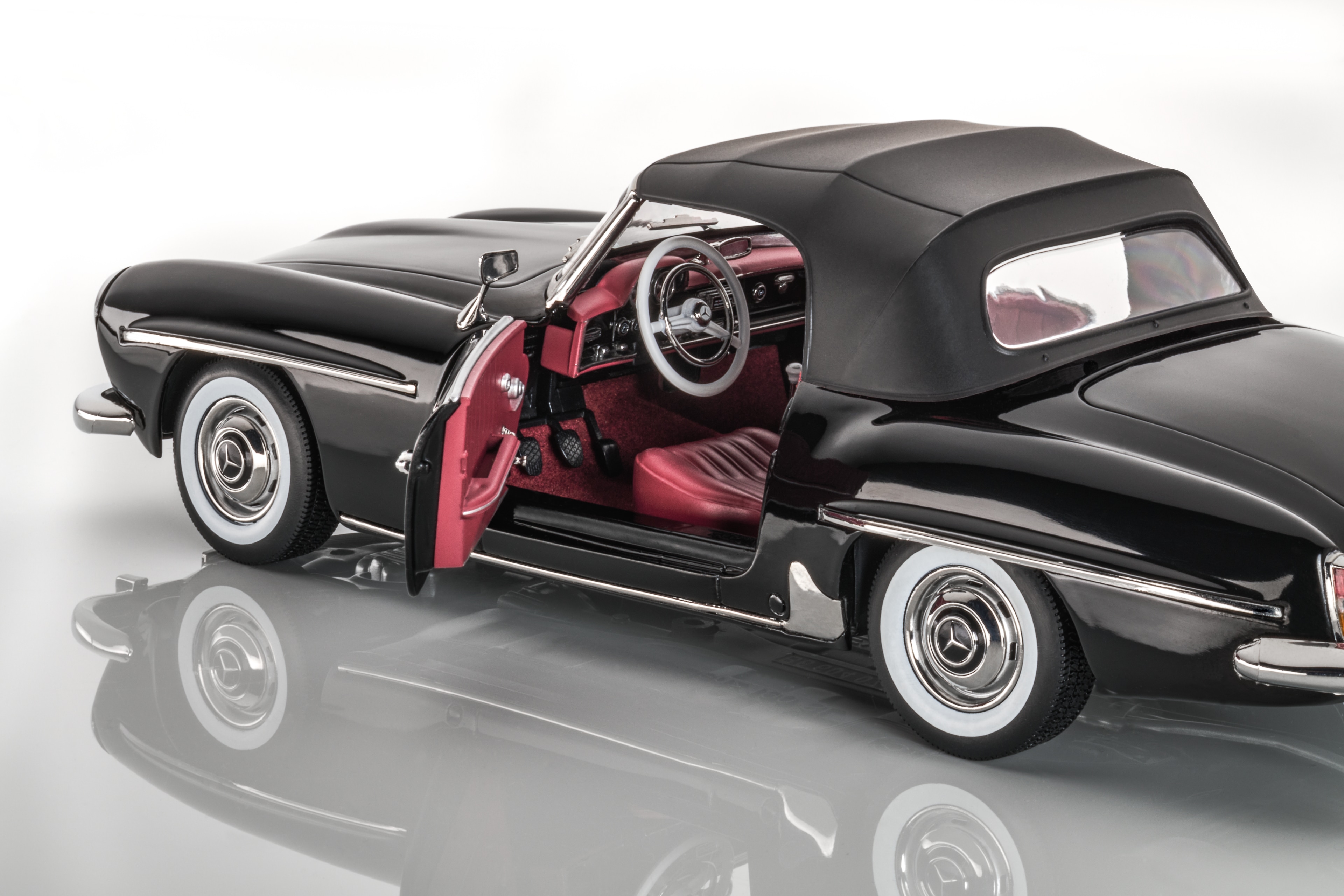 190 SL Roadster W 121 (1954–1963) - svart, Norev, 1:18