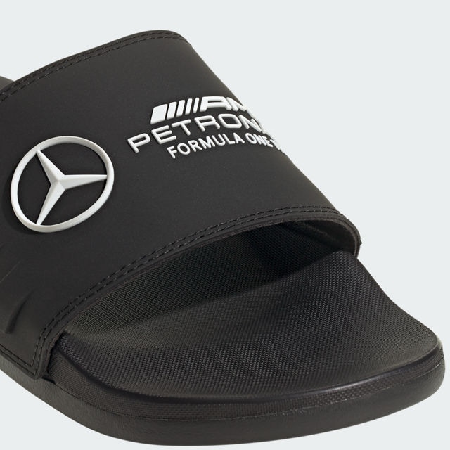 Badtofflor, Adilette comfort, Mercedes-AMG F1 - svart, 7, adidas